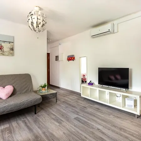 Apartment Barca 3 New Lovely Aprtment Near *